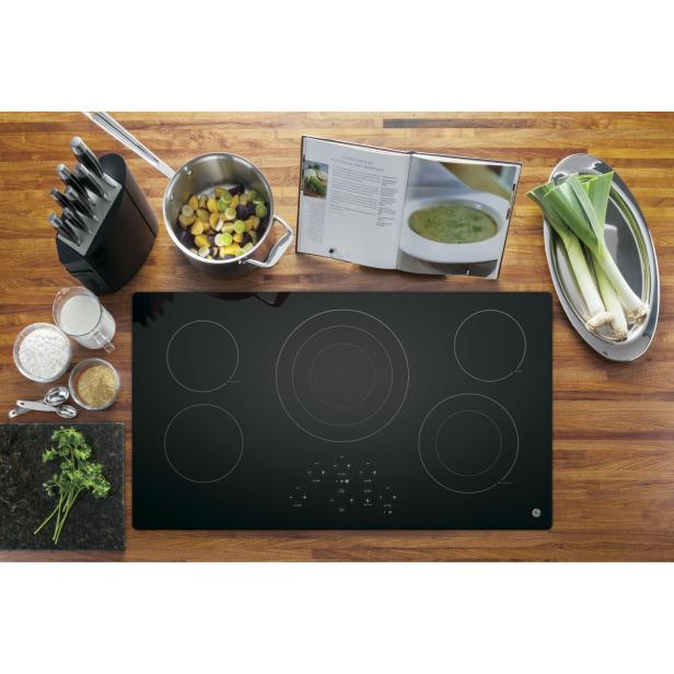 Modern Electric Cooktops for a Kitchen Remodel