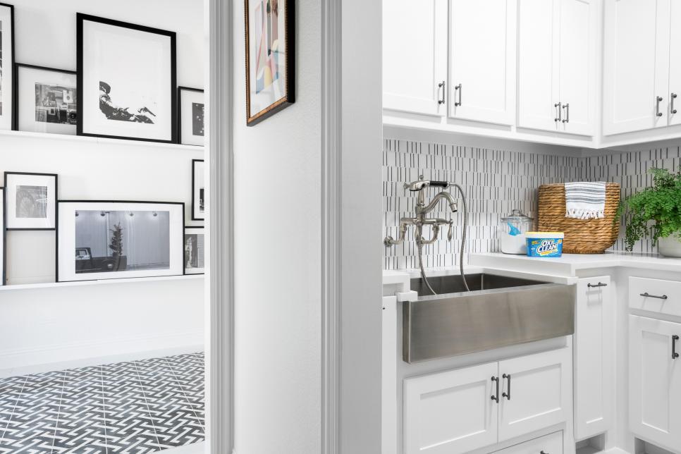 How To Select A Laundry Room Sink - Small Wall Mount Laundry Tub