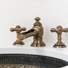 Vintage-Inspired Faucet