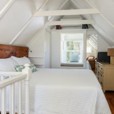 Small Bedroom With Beams
