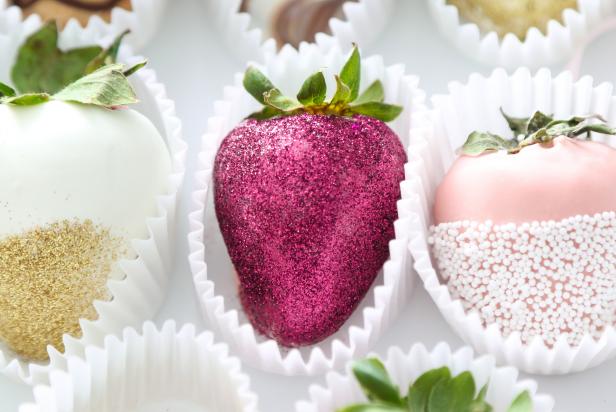 Mother’s Day is a time to celebrate the special women in our lives, and what better way to show them we care than with a delicious dessert? Dipped strawberries are simple to make and easy to embellish.