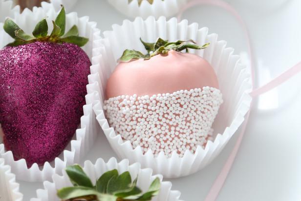 Mother’s Day is a time to celebrate the special women in our lives, and what better way to show them we care than with a delicious dessert? Dipped strawberries are simple to make and easy to embellish