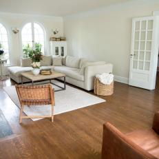 Rustic Neutral Living Room with a Hardwood Brown Floor 