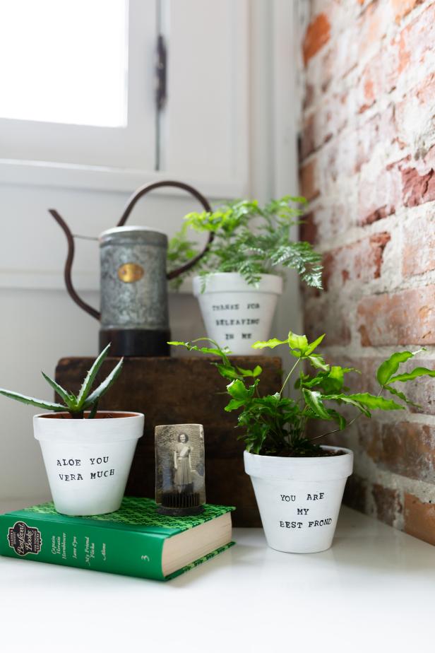 If Mom loves gardening and puns, she'll love these punny stamped terra cotta pots.