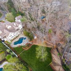 Wooded Property Features Large Swimming Pool, Private Lake Access