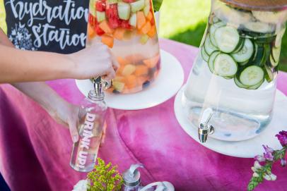 The Best Ways to Keep Guests Hydrated at Your Wedding