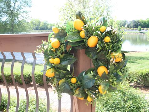 Easy-to-Make Zesty Lemon Wreath