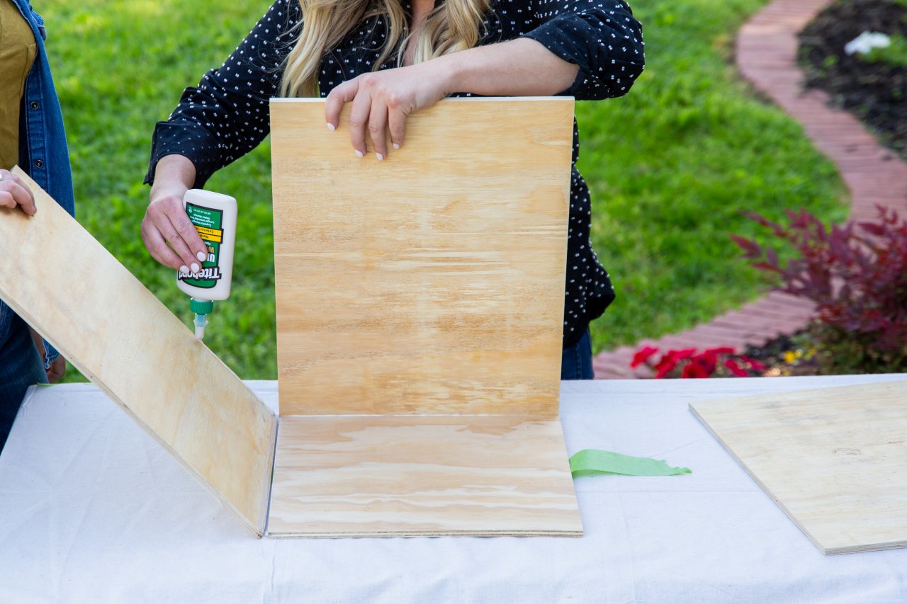 How to Build Your Own Little Free Library | HGTV