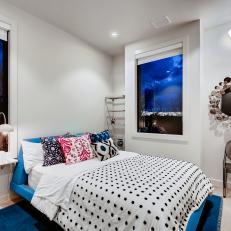Spacious Corner Bedroom With Double Windows 