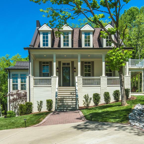 Curb Appeal | 2019 HGTV's Ultimate House Hunt | HGTV