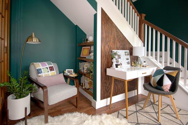 https://hgtvhome.sndimg.com/content/dam/images/hgtv/fullset/2019/6/12/0/Original_Sarah-Busby_Home-Office-Makeover_Amazon_053_e4.jpg.rend.hgtvcom.616.411.suffix/1560344442623.jpeg