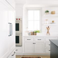 Classic Black-And-White Kitchen