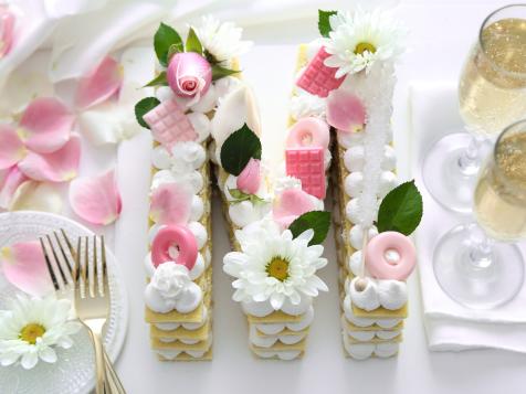 How to Make a Pretty, Floral Monogram Cake