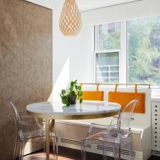 Contemporary Breakfast Nook With Banquette