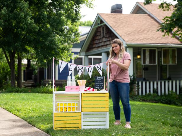 Easy and Portable Lemonade Stand for Kids | HGTV