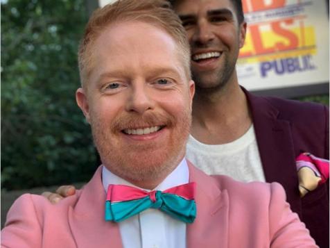 Jesse Tyler Ferguson Will Host the New Season of ‘Extreme Makeover Home Edition’!