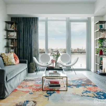 Contemporary Living Room With Multicolored Rug