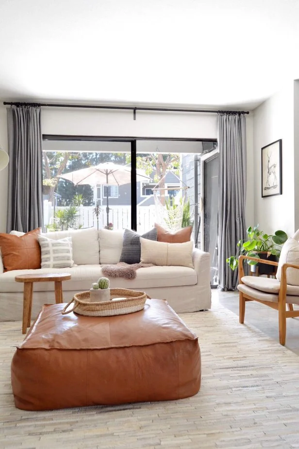 How to Put the Pouf Ottoman Chair in the Livingroom: Stylish Tips