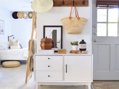 20 Design Ideas for a Small Entryway or Foyer