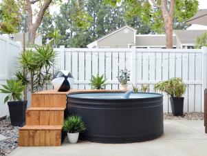 <center>40 Budget-Friendly Ideas for Every Size Backyard