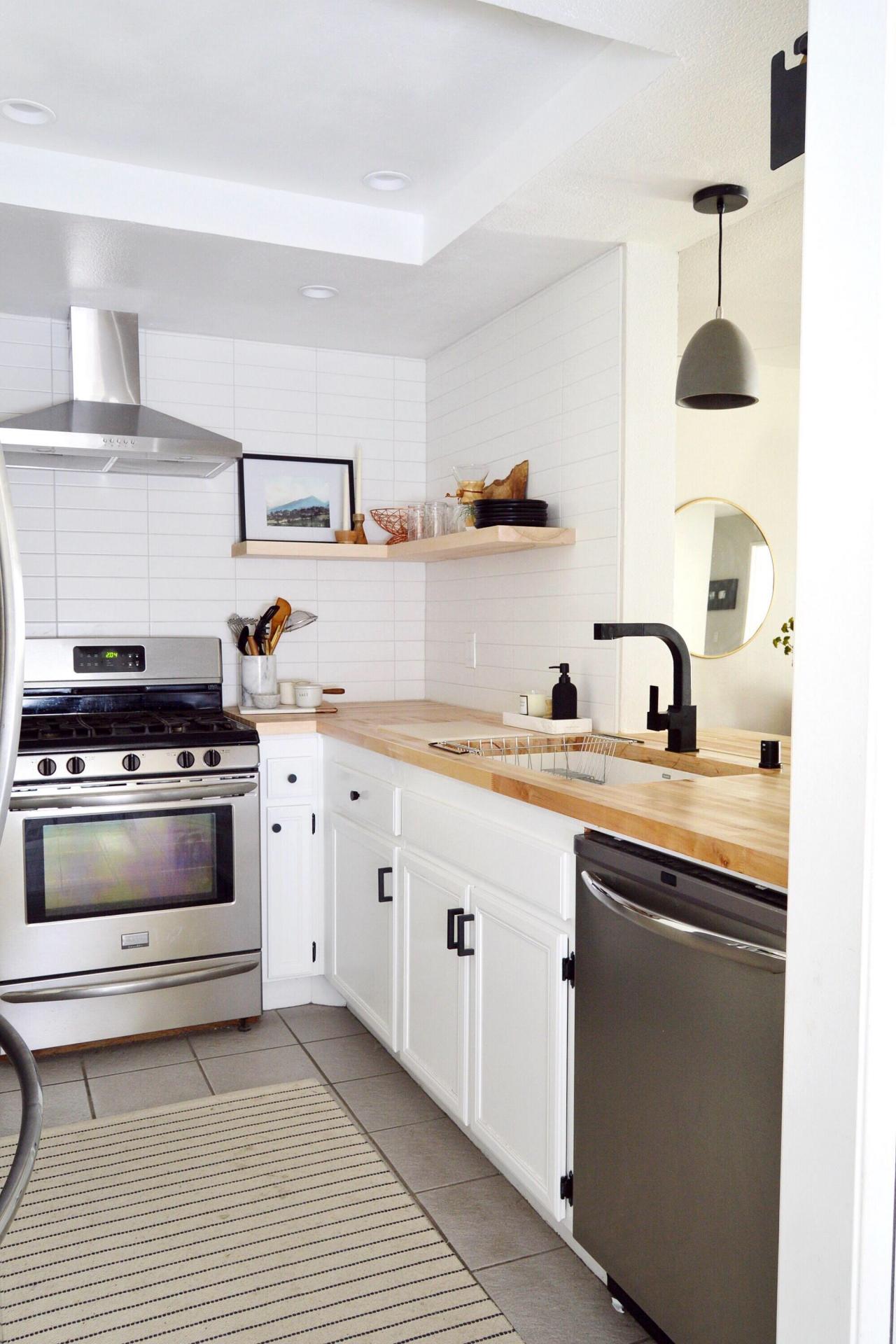 75 Small Kitchen Design Ideas That'll Help You Do More with Less