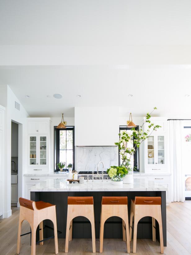Kitchen Island With Stools, How Long Kitchen Island For 4 Stools