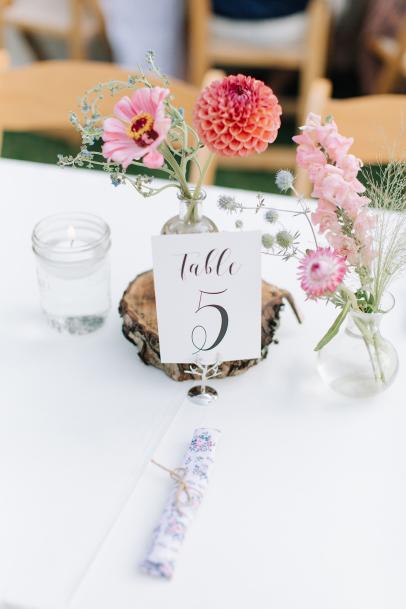 inexpensive table number holders