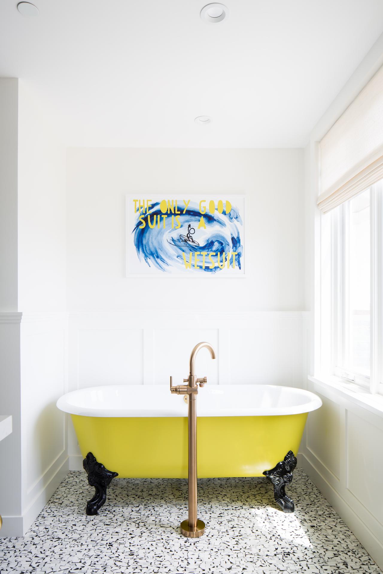 Clawfoot Tub Designs: Pictures, Ideas & Tips From HGTV