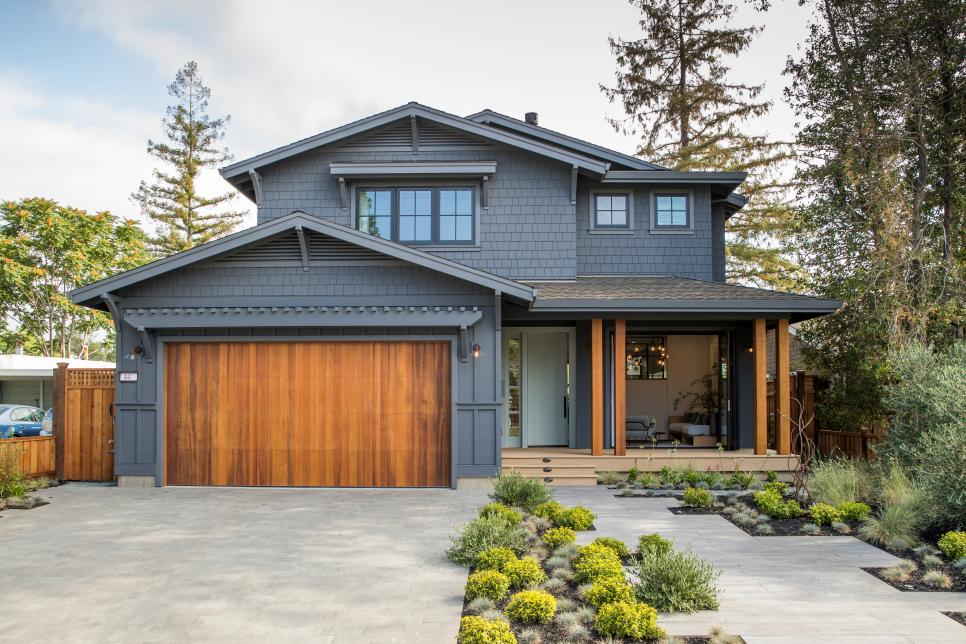 20 Modern Garage Doors To Bring A Fresh Look To Your Home   1562855447397 