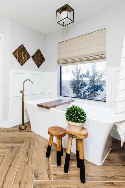 Lo & Co Lincoln Pull - White - Flooring Bathrooms Interiors