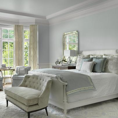Gray Traditional Main Bedroom With Loveseat