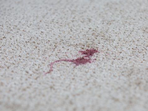 How to Remove Wine Stains From Carpet
