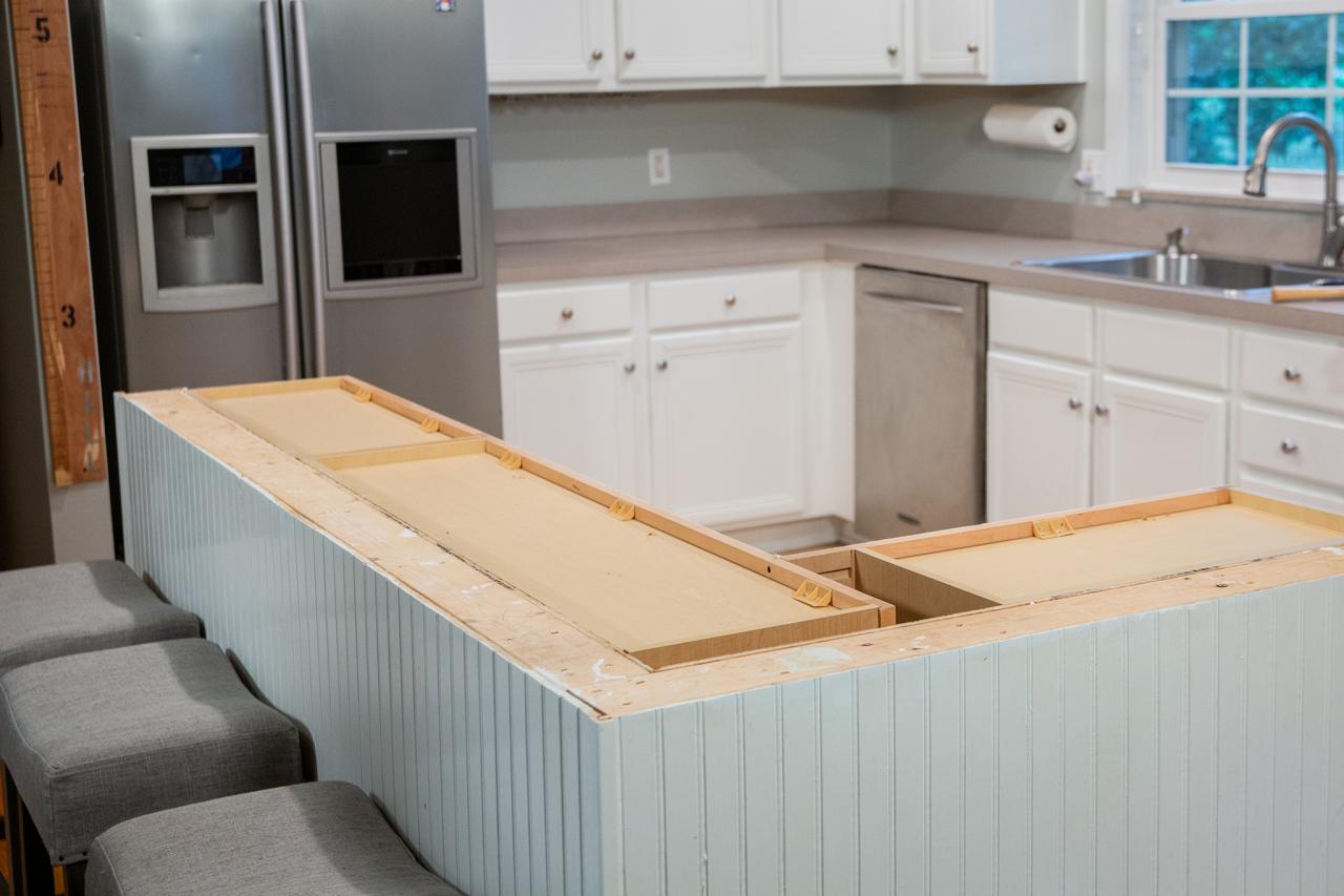 how to take off laminate countertops