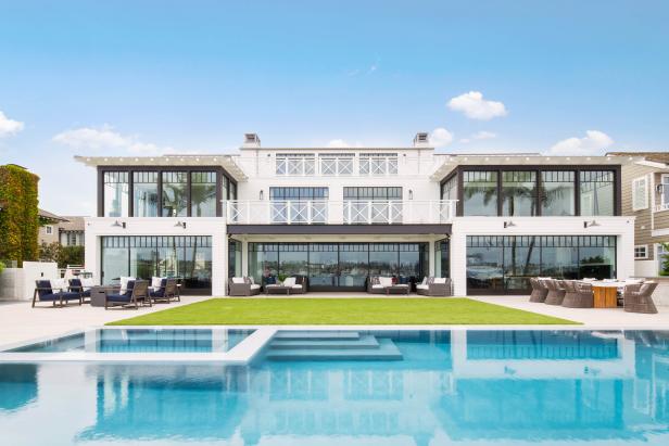 Contemporary Waterfront Beach House | HGTV