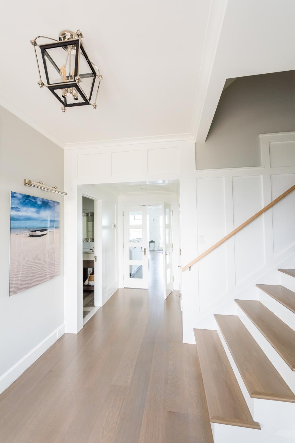 Coastal-Themed Entry Hall | HGTV