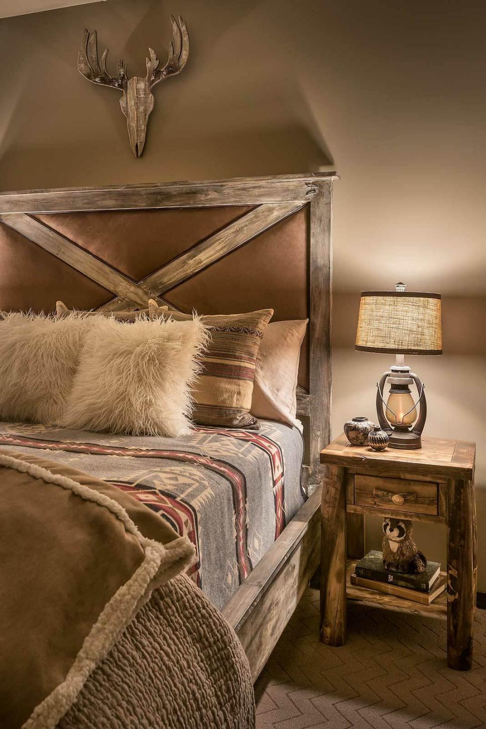 Rustic Southwestern Guest Bedroom | HGTV