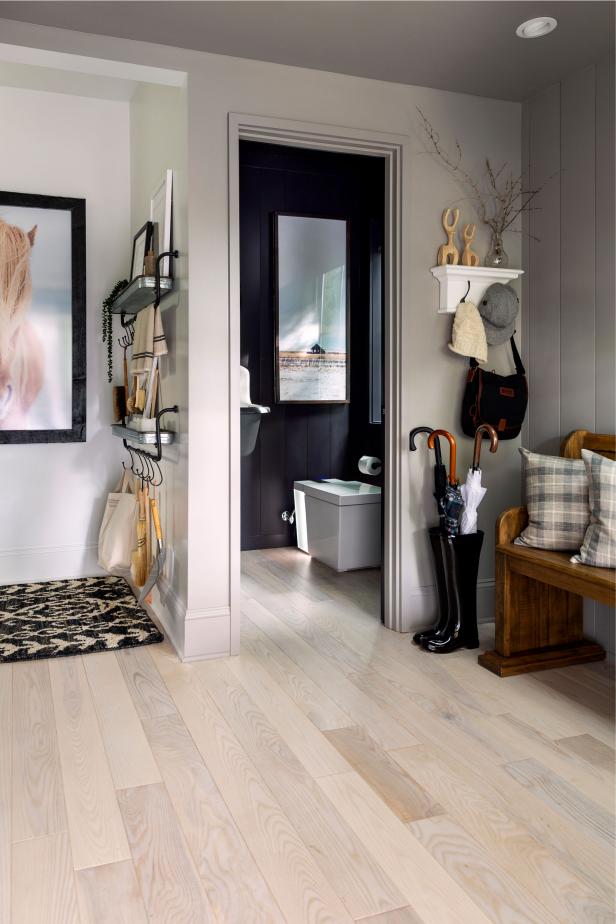 Powder Room Preview | HGTV
