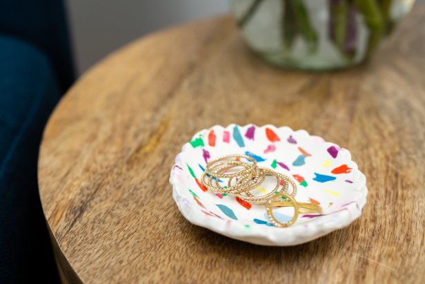 Use polymer clay to make a colorful ring dish as a gift or for yourself.
