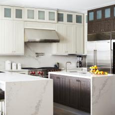 Modern Chef Kitchen With Two Tone Cabinets