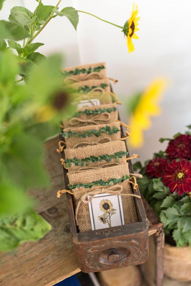Green up your party guests' thumbs with these take-home surprises that truly are the gift that keeps giving. Following the included instructions, your guests can plant the tubers, root starts or seeds in their yard for an abundance of beautiful blooms.
