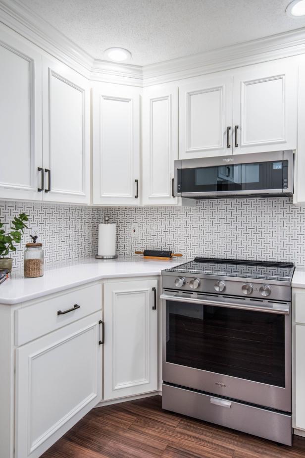 White Kitchen With Rolling Pin | HGTV