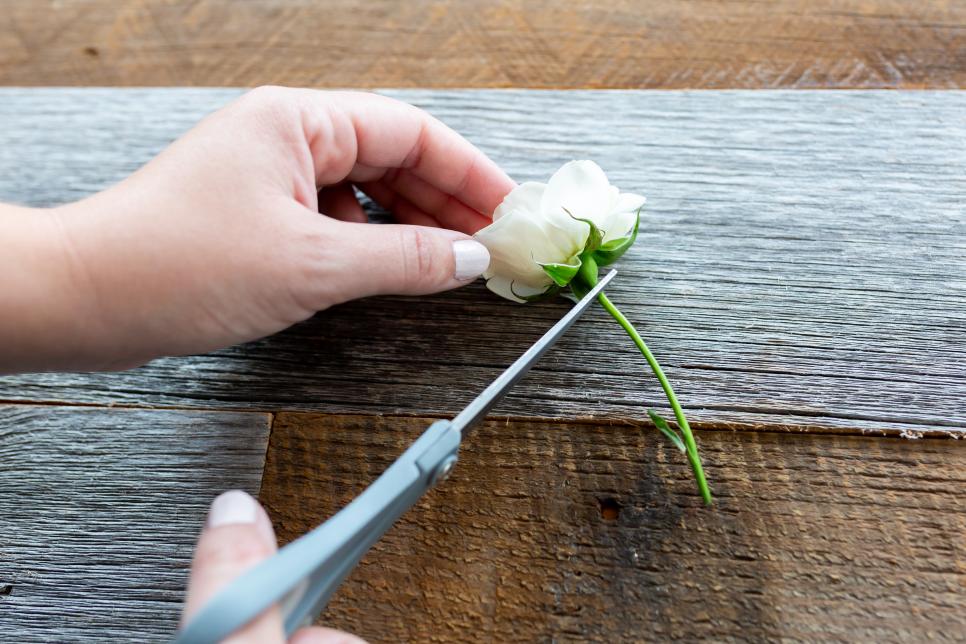 Make Your Own Corsage and Boutonniere HGTV