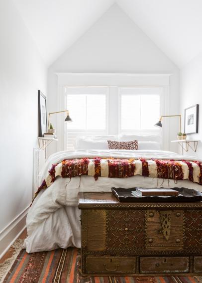 30 Tiny Yet Beautiful Bedrooms, How To Make A King Size Bed Work In Small Room