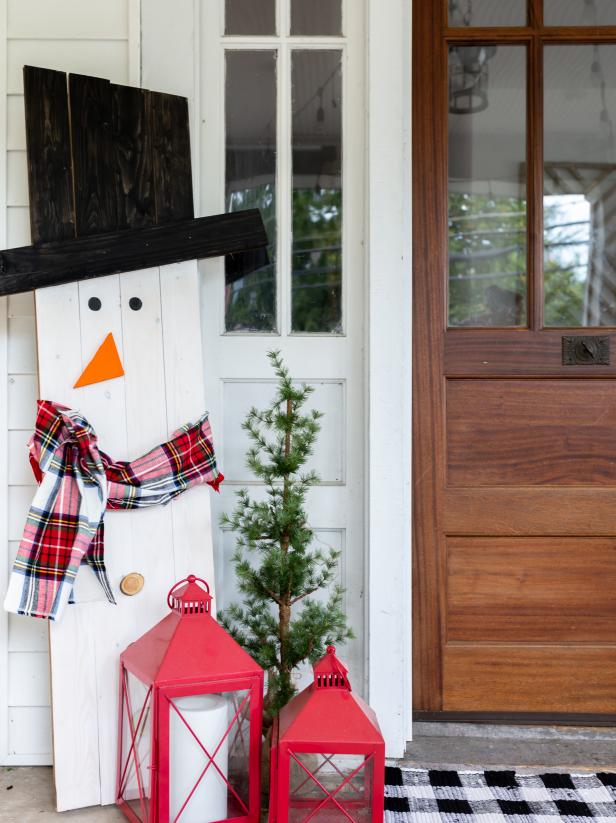85 Diy Christmas Door Decorating Ideas | Holiday Door Decorations | Hgtv