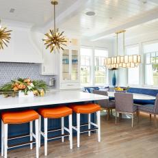 Contemporary Eat-In Kitchen With Dining Nook