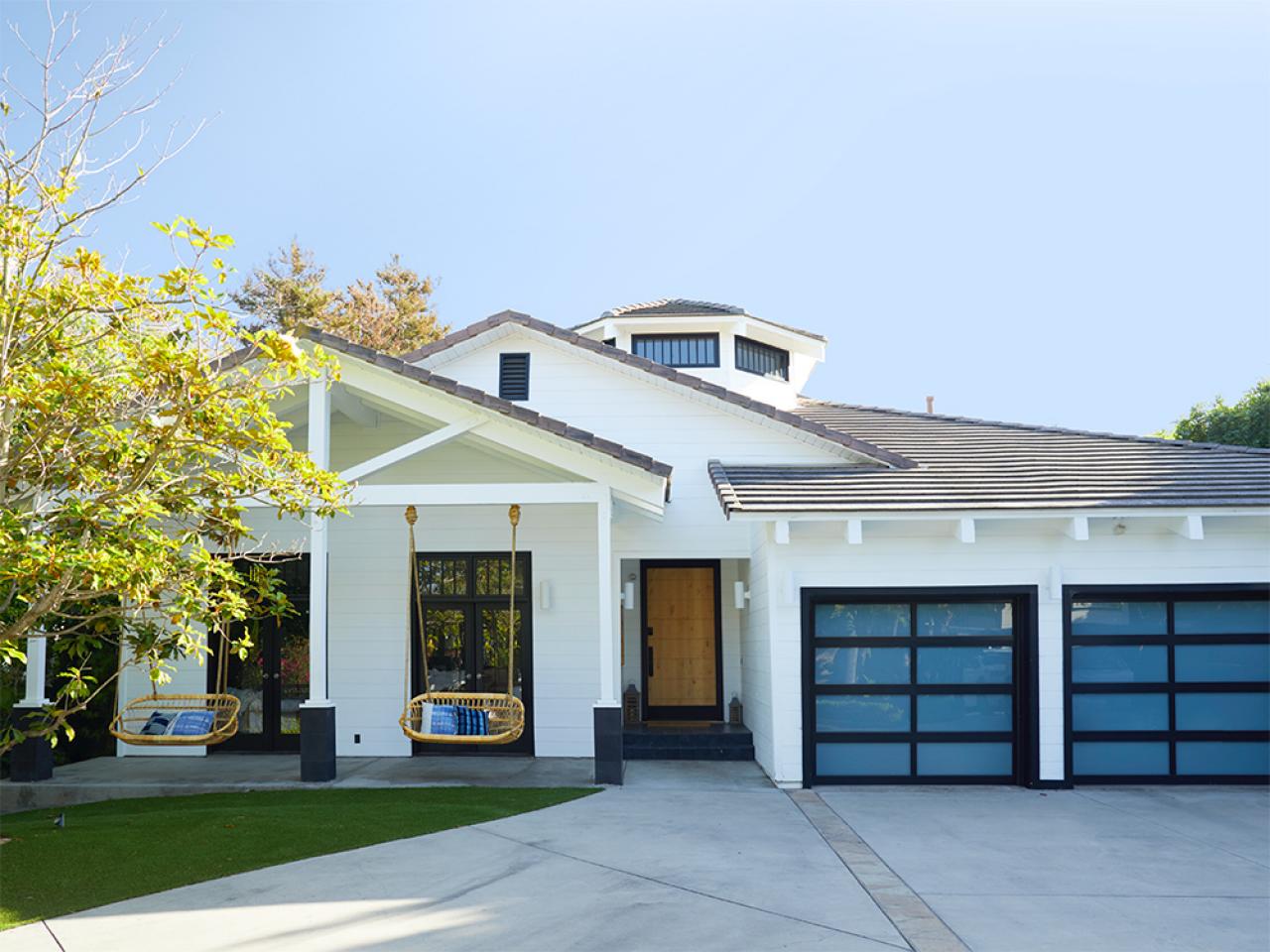 Tour Christina Anstead's Cali-Cool Home In Newport Beach With HGTV Magazine  | HGTV