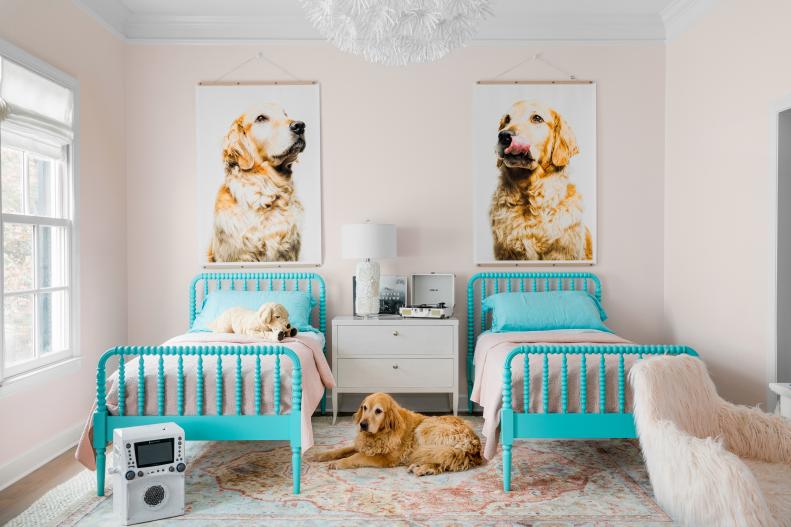 Since golden retriever Toby's 8-year-old big sister Mollie loves him so much, she wanted her bedroom to be a happy place to snuggle, play and sleep.