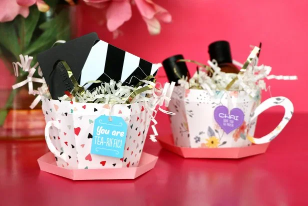 These adorable gift boxes are perfect for Mother’s Day or favors at a tea party!