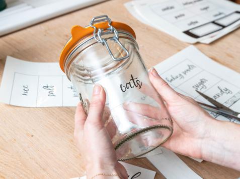 Make Over Your Pantry With Free Printable Labels