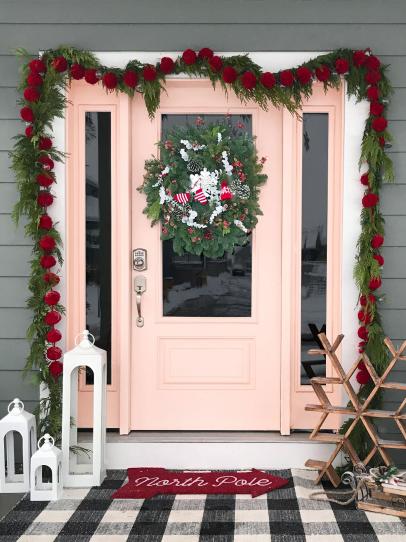 75 Best Christmas Front Porch Decorating Ideas | Hgtv